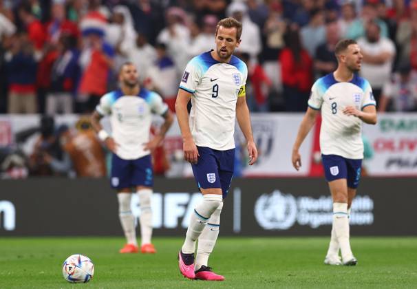 Al Khor, Qatar, 10th December 2022. Harry Kane of England reset the ball following the French goal during the FIFA World Cup, WM, Weltmeisterschaft, Fussball 2022 match at Al Bayt Stadium, Al Khor. Picture credit should read: David Klein Sportimage EDITORIAL USE ONLY. No use with unauthorised audio, video, data, fixture lists, club league logos or live services. Online in-match use limited to 120 images, no video emulation. No use in betting, games or single club league player publications. SPI-2092-0066