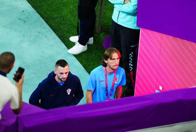 Mandatory Credit: Photo by Javier Garcia Shutterstock (13661834k) Marcelo Brozovic of Croatia and Luka Modric head to the dressing room after a walk around Argentina v Croatia, FIFA World Cup, WM, Weltmeisterschaft, Fussball 2022, Semi Final, Football, Lusail Stadium, Al Daayen, Qatar - 13 Dec 2022 Editorial Use Only Argentina v Croatia, FIFA World Cup 2022, Semi Final, Football, Lusail Stadium, Al Daayen, Qatar - 13 Dec 2022 Editorial Use Only  Copyright: xJavierxGarcia Shutterstockx 13661834k