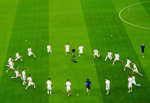 Mandatory Credit: Photo by Javier Garcia Shutterstock (13661834t) Argentina warm up Argentina v Croatia, FIFA World Cup, WM, Weltmeisterschaft, Fussball 2022, Semi Final, Football, Lusail Stadium, Al Daayen, Qatar - 13 Dec 2022 Editorial Use Only Argentina v Croatia, FIFA World Cup 2022, Semi Final, Football, Lusail Stadium, Al Daayen, Qatar - 13 Dec 2022 Editorial Use Only  Copyright: xJavierxGarcia Shutterstockx 13661834t