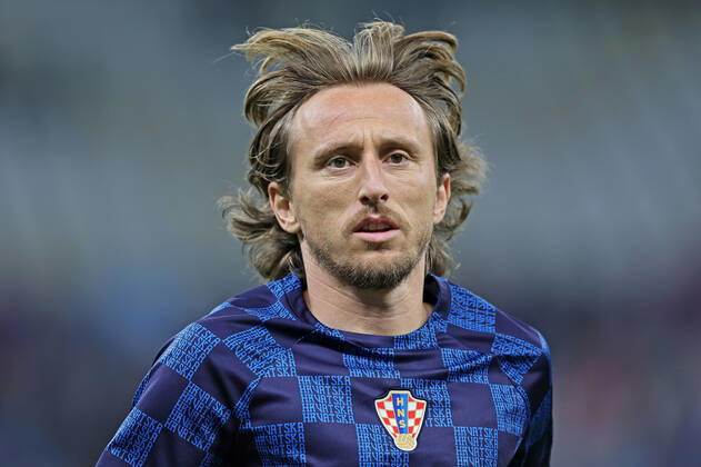 13th December 2022; Lusail Iconic Stadium, Lusail, Qatar; FIFA World Cup, WM, Weltmeisterschaft, Fussball Football Semi Final, Argentina versus Croatia; Luka Modric of Croatia warms up  ActionPlus12457835 DiaEsportivo