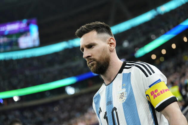 Argentina v Croatia: Semi Final - FIFA World Cup, WM, Weltmeisterschaft, Fussball Qatar 2022 Lionel Messi right winger of Argentina and Paris Saint-Germain prior the FIFA World Cup Qatar 2022 semi final match between Argentina and Croatia at Lusail Stadium on December 13, 2022 in Lusail City, Qatar. Lusail City Qatar  Copyright: xJosexBretonx originalFilename:breton-argentin221213_nphJS.jpg