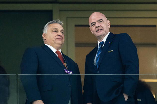FIFA WM 2022, Argentinien - Kroatien, Viktor Orban und Gianni Infantino