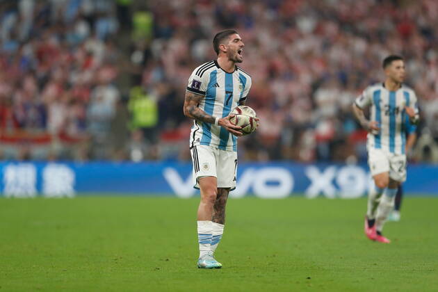 Rodrigo De paul (ARG), DECEMBER 13, 2022 - Football Soccer : FIFA World Cup, WM, Weltmeisterschaft, Fussball Qatar 2022 Semi-final match between Argentina 3-0 Croatia at the Lusail Stadium in Al Daayen, Qatar. Noxthirdxpartyxsales (206266578)