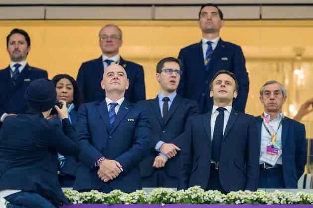 221214 Gianni Infantino, FIFA President, and Emmanuel Macron, President of France, during the FIFA World Cup 2022 semifinal between France and Morocco on December 14, 2022 in Doha Photo Joel Marklund BILDBYRAN code JM JM0412 bbeng football football soccer fotball vm fotbols vm fotball vm soccer world cup 2022 fifa world cup 2022 semi final semi final france france morocco morocco,  Copyright: JOELxMARKLUND BB221214JM023
