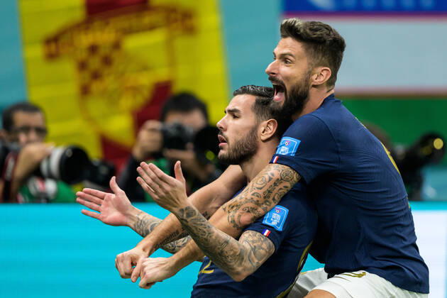 221214 Theo Hernandez and Olivier Giroud of France celebrate after 1 0 during the FIFA World Cup 2022 semifinal between France and Morocco on December 14, 2022 in Doha Photo Joel Marklund PHOTO AGENCY code JM JM0412 bbeng football football soccer fotball world cup football world cup football world cup 2022 fifa world cup 2022 semi final semi final france france morocco morocco jubilation celebration,  Copyright: JOELxMARKLUND BB221214JM032
