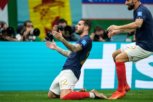 221214 Theo Hernandez of France celebrates after scoring 1 0 during the FIFA World Cup 2022 semifinal between France and Morocco on December 14, 2022 in Doha Photo Joel Marklund BILDBYRAN code JM JM0412 bbeng football football soccer fotball world cup football world cup football world cup football world cup 2022 fifa world cup 2022 semi final semi final france france morocco morocco jubilation celebration,  Copyright: JOELxMARKLUND BB221214JM033