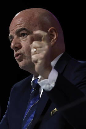 FIFA s President, Swiss Gianni Infantino, addresses a press conference, PK, Pressekonferenz in Doha, Qatar, 16 December 2022. Infantino said that FIFA s World Cup Qatar 2022 has been a great success . The final between Argentina and France is to be played on 18 December, and the match for the third and fourth place between Croatia and Morocco, on 17 December. Gianni Infantino s press conference !ACHTUNG: NUR REDAKTIONELLE NUTZUNG! Copyright: xAlbertoxEstevezx EVE2289 20221216-80c83e4fdeb107dae6495b3221d0b51cffbe4b7f