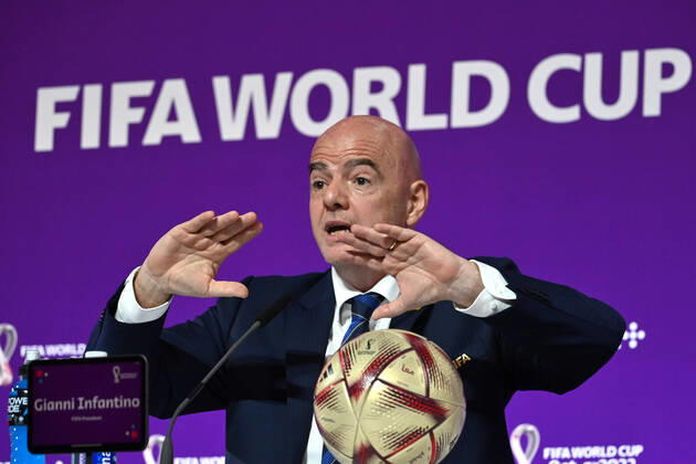 FIFA President Gianni INFANTINO, gesture, single image, cropped single image, portrait, portrait FIFA Press Conference on 16 22 2022 Closing Ceremony, Football World Cup 20122 in Qatar from 20 11 18 12 2022