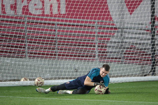 Croatia s goalkeeper Dominik Livakovic participates in his national team, Nationalteam s training session in Doha, Qatar, 16 December 2022. Croatia is to face Morocco on 17 December in a match for the 3rd and 4th place in the FIFA World Cup, WM, Weltmeisterschaft, Fussball 2022. Croatia s trainning session !ACHTUNG: NUR REDAKTIONELLE NUTZUNG!  Copyright: xJUANxIGNACIOxRONCORONIx EVE2311 20221216-b0057c64a933052864ad3dfdf2f074755ac1735e