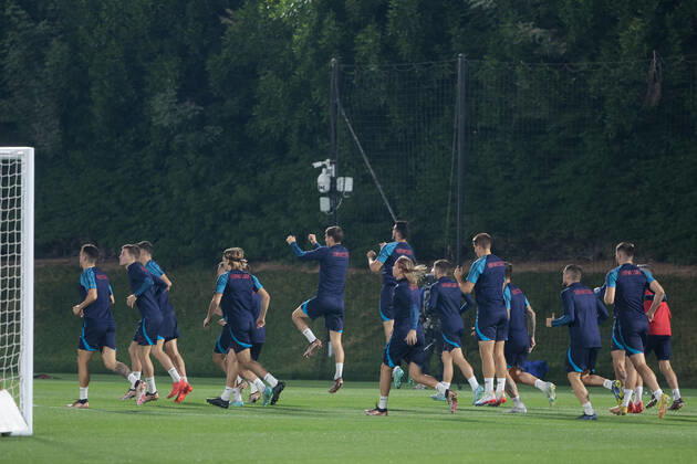 Croatia s players participate in their national team, Nationalteam s training session in Doha, Qatar, 16 December 2022. Croatia is to face Morocco on 17 December in a match for the 3rd and 4th place in the FIFA World Cup, WM, Weltmeisterschaft, Fussball 2022. Croatia s trainning session !ACHTUNG: NUR REDAKTIONELLE NUTZUNG! Copyright: xJUANxIGNACIOxRONCORONIx EVE2314 20221216-cb6e4d204ee12564f187582043913db91bcb7035