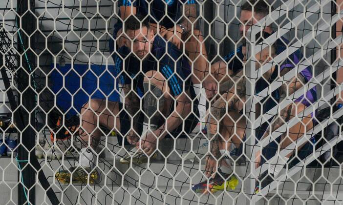 Mandatory Credit: Photo by Dave Shopland Shutterstock (13670844e) Lionel Messi of Argentina prepares for training Argentina Training, FIFA World Cup, WM, Weltmeisterschaft, Fussball 2022, Football, Qatar University Training Site, Doha, Qatar - 17 Dec 2022 Editorial Use Only Argentina Training, FIFA World Cup 2022, Football, Qatar University Training Site, Doha, Qatar - 17 Dec 2022 Editorial Use Only  Copyright: xDavexShopland Shutterstockx 13670844e