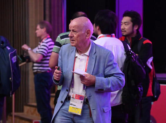 Football, men, 2022 23 season, World Cup in Qatar, Doha, press conference of the FIFA Technical Study Group in the media center at the Qatar National Convention Centre QNCC , in the picture journalist Hartmut Scherzer born 1938 has been reporting on the World Cup since 1962, 17 12 2022, Copyright: xMatthiasxKochx