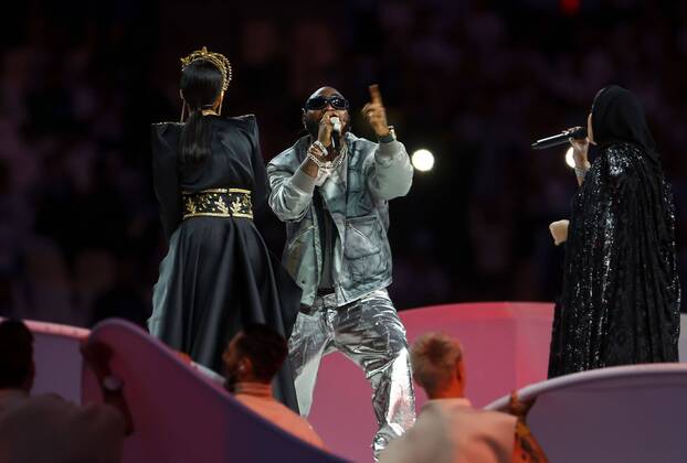Mandatory Credit: Photo by Kieran McManus Shutterstock (13670809ai) Davido performing during the closing ceremony Argentina v France, FIFA World Cup, WM, Weltmeisterschaft, Fussball 2022, Final, Football, Lusail Stadium, Al Daayen, Qatar - 18 Dec 2022 Editorial Use Only Argentina v France, FIFA World Cup 2022, Final, Football, Lusail Stadium, Al Daayen, Qatar - 18 Dec 2022 Editorial Use Only Copyright: xKieranxMcManus Shutterstockx 13670809ai