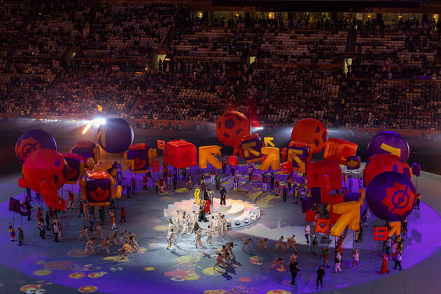Football - FIFA World Cup, WM, Weltmeisterschaft, Fussball Qatar 2022 - Final - Argentina v France DOHA, QATAR - Sunday, December 18, 2022: Artists perform during the closing ceremony before the FIFA World Cup Qatar 2022 Final match between Argentina and France at the Lusail Stadium. AL-DAAYEN Lusail Stadium DOHA QATAR  Copyright: xDavidxRawcliffex P2022-12-18-FIFA_World_Cup_Final_2022-12