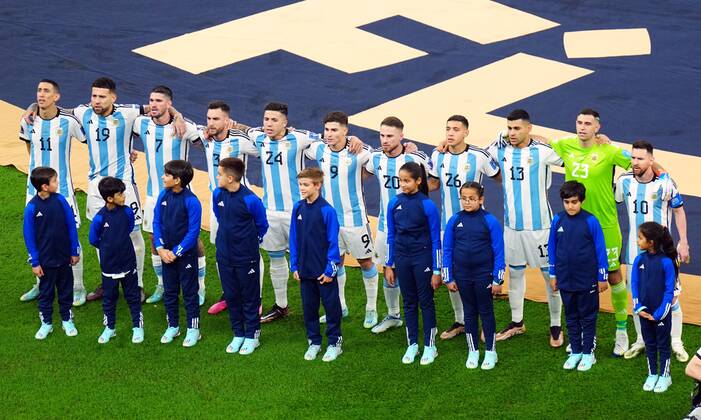 Mandatory Credit: Photo by Javier Garcia Shutterstock (13670815aq) Argentina team singing the national anthem Argentina v France, FIFA World Cup, WM, Weltmeisterschaft, Fussball 2022, Final, Football, Lusail Stadium, Al Daayen, Qatar - 18 Dec 2022 Editorial Use Only Argentina v France, FIFA World Cup 2022, Final, Football, Lusail Stadium, Al Daayen, Qatar - 18 Dec 2022 Editorial Use Only  Copyright: xJavierxGarcia Shutterstockx 13670815aq