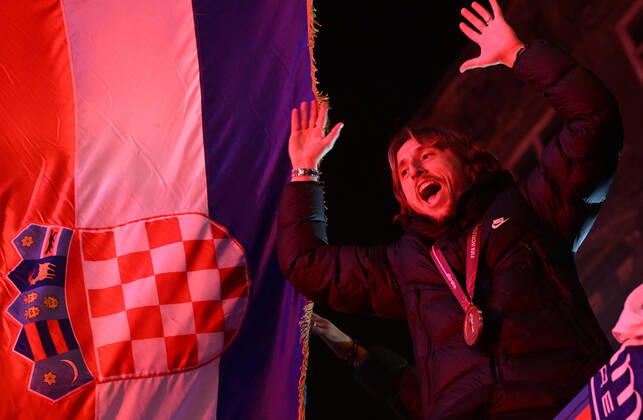 Croatia victory parade Luka Modric is pictured during the Croatia team victory parade at Ban Jelacic square (following their victory over Morocco in the 2022 FIFA World Cup, WM, Weltmeisterschaft, Fussball bronze medal match the previous day) on December 18, 2022 in Zagreb, Croatia. MarkoxLukunic PIXSELL