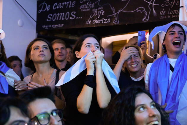 Les supporters de l Argentine au Cafe El Sur à Paris - ambiance - FOOTBALL : Les supporters de l Argentine - Paris - 18 12 2022 FedericoPestellini Panoramic
