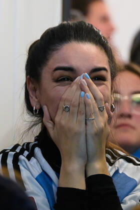 Les supporters de l Argentine au Cafe El Sur à Paris - ambiance - FOOTBALL : Les supporters de l Argentine - Paris - 18 12 2022 FedericoPestellini Panoramic