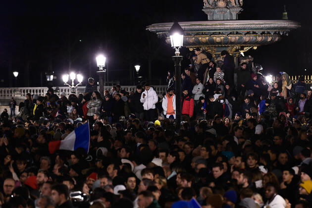 Rassemblement de l equipe de France a la Place de la Concorde - Ambiance FOOTBALL : Rassemblement de l equipe de France - Paris - 19 12 2022 FedericoPestellini Panoramic