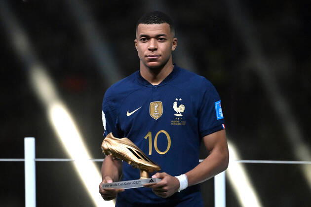 Winner of FIFA AWARDS Kylian MBAPPE FRA GOLDEN BOOT Cup,Cup,Trophaee Match 64,FINAL Argentina France 4 2 n E 3 3 on 18 12 2022, Lusail Stadium Football World Cup 20122 in Qatar from 20 11 18 12 2022