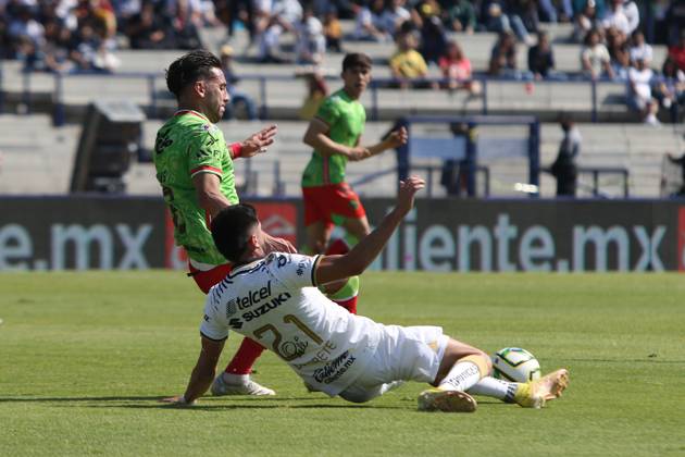 Juarez at Pumas Closing Tournament 2023 Of Mexican Football League January 8, 2023, Mexico City, Mexico: Gustavo del Prete of Pumas (R) and Javier Salas of Juarez fight for the ball during the Pumas vs Juarez match of the closing tournament 2023 of the League MX at the University Olympic Stadium. on January 8, 2023 in Mexico City, Mexico. (Photo by Ismael Rosas Eyepix Group) Copyright: xIsmaelxRosas xEyepixxGroupx IR_10012023_86042