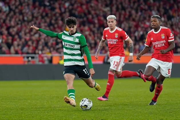 January 15, 2023, Lisbon, Portugal: Francisco Trincao from Sporting CP (L), Enzo Fernandez from Benfica (C) and Florentino Luis from Benfica (R) in action during Liga Portugal BWIN football match between SL Benfica and Sporting CP at Estadio da Luz..Final score: SL Benfica 2:2 Sporting CP Lisbon Portugal - ZUMAs197 20230115_zaa_s197_176 Copyright: xBrunoxdexCarvalhox