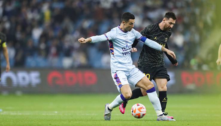 Riyadh All-Star XI vs Paris Saint-Germain FC Lionel Messi (R) and Cristiano Ronaldo in action during the Riyadh All-Star XI vs Paris Saint-Germain FC at King Fahd Stadium on January 19, 2023 in Riyadh, Saudi Arabia. Riyadh King Fahd Stadium Saudi Arabia Copyright: xStringerx 2023.01.19_PSI03235.GS.WEST_HOA_001419