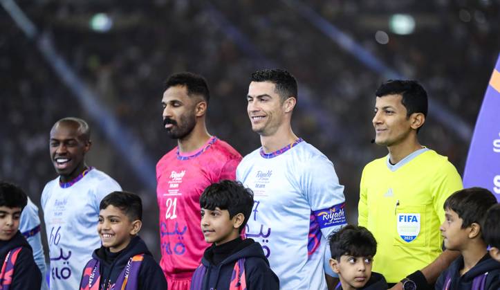 Riyadh All-Star XI vs Paris Saint-Germain FC Cristiano Ronaldo smiles prior the Riyadh All-Star XI vs Paris Saint-Germain FC at King Fahd Stadium on January 19, 2023 in Riyadh, Saudi Arabia. Riyadh King Fahd Stadium Saudi Arabia Copyright: xStringerx 2023.01.19_PSI03235.GS.WEST_HOA_002021