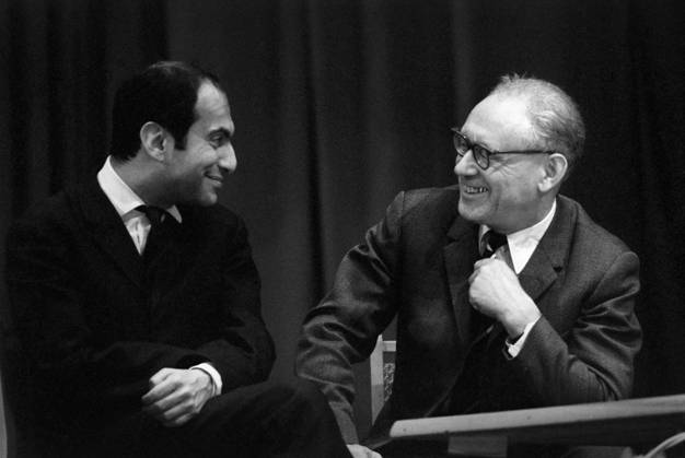 December, 1970. Moscow, USSR. Soviet world chess champions Mikhail Tal (L) and Mikhail Botvinnik have a conversation. The exact date of the photograph is unknown. Viktor Shandrin TASS  1593630