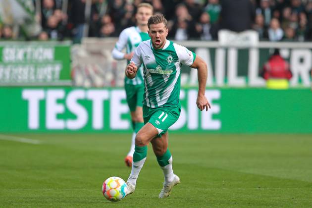 v li Niclas Füllkrug SV Werder Bremen, 11 on the ball, single image, full body, action, game scene, THE DFL DIRECTIVES PROHIBIT ANY USE OF PHOTOGRAPHS AS IMAGE SEQUENCES AND OR QUASI VIDEO , 28 01 2023, Bremen Germany , Football, Bundesliga, SV Werder Bremen VfL Wolfsburg xobx
