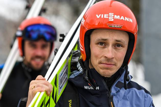 GER, Nordic Combined, World Cup in Oberstdorf 05 02 2023, World Cup Ski Jumping Arena, Oberstdorf, GER, Nordic Combined, World Cup in Oberstdorf, Ski Jumping, in the picture Eric Frenzel GER, 33 , in the background Johannes Rydzek GER, 35 nordphotoxGmbHx xHafner nph00200