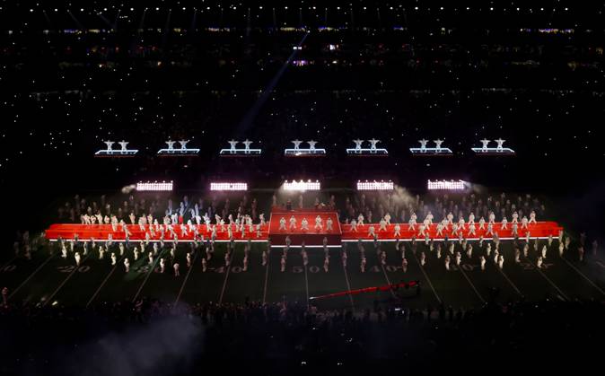 Rihanna performs during the halftime show of the NFL, American Football Herren, USA Super Bowl 57 LVII football game between the Philadelphia Eagles and the Kansas City Chiefs in Glendale, AZ on Feb 12, 2023 Mandatory Photo Credit : CSM Glendale United States of America - ZUMAc04_ 20230212_zaf_c04_271 Copyright: xCharlesxBausx