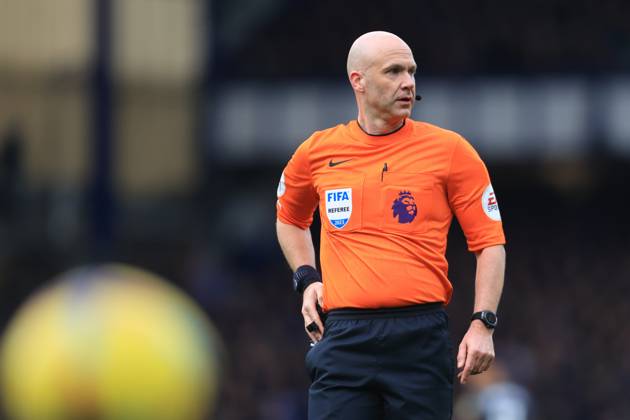 Fußball Premier League Everton gegen Aston Villa 25. Februar 2023 Premier League Everton gegen Aston Villa Schiedsrichter Anthony Taylor Foto Simon Stacpoole Abseits Liverpool UK Copyright: xSimonxStacpoolexOffside