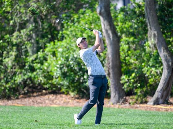March 2, 2023: Scottie Sheffler hits from the ruff on 1 during the first round of the Arnold Palmer Invitational presented by Mastercard held at Arnold Palmer s Bay Hill Club & Lodge in Orlando, FL. Romeo T Guzman CSM. Orlando USA - ZUMAcg2_ 20230302_zaf_cg2_016 Copyright: xRomeoxGuzmanx