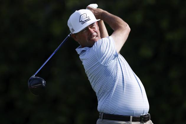 ORLANDO, FL - MARCH 03: Chez Reavie of the United States hits a drive at the 9th hole during the second round of the Arnold Palmer Invitational presented by Mastercard at Arnold Palmer Bay Hill Golf Course on March 3, 2023 in Orlando, Florida. (Photo by Joe Robbins Icon Sportswire) GOLF: MAR 03 PGA, Golf Herren - Arnold Palmer Invitational presented by Mastercard Icon5732303030182