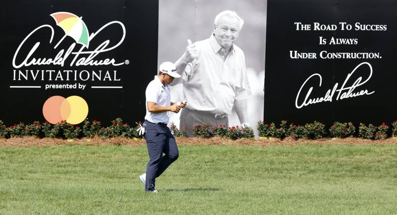 ORLANDO, FL - MARCH 03: PGA, Golf Herren golfer Kurt Kitayama walks the 10th hole during the second round of the Arnold Palmer Invitational on March 3, 2023 at Arnold Palmer s Bay Hill Club and Lodge in Orlando, Florida. (Photo by Brian Spurlock Icon Sportswire) GOLF: MAR 03 PGA - Arnold Palmer Invitational presented by Mastercard Icon23030303