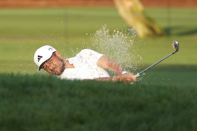 ORLANDO, FL - MARCH 03: PGA, Golf Herren golfer Xander Schauffele hits out of a fairway bunker on the 10th hole during the second round of the Arnold Palmer Invitational on March 3, 2023 at Arnold Palmer s Bay Hill Club and Lodge in Orlando, Florida. (Photo by Brian Spurlock Icon Sportswire) GOLF: MAR 03 PGA - Arnold Palmer Invitational presented by Mastercard Icon23030320