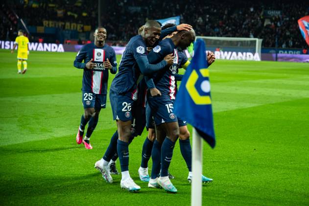 Joie des joueurs du Paris SG aprÃ s le but de Danilo Pereira (Paris SG) FOOTBALL : Paris Saint Germain - FC Nantes - Ligue 1 - JournÃ e 26 - 04 03 2023 BaptisteAutissier Panoramic