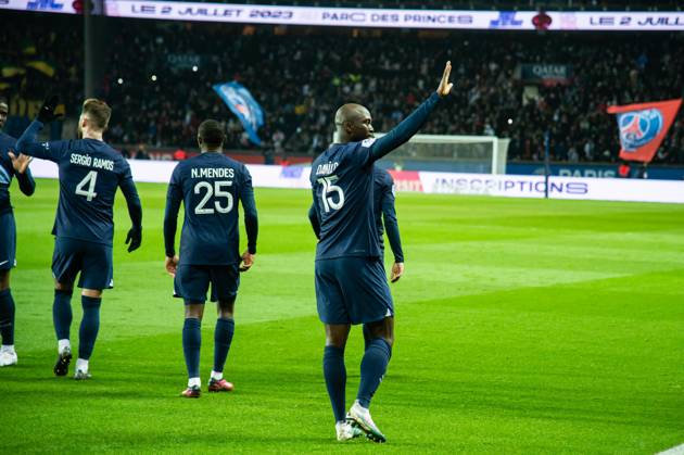 Joie des joueurs du Paris SG aprÃ s le but de Danilo Pereira (Paris SG) FOOTBALL : Paris Saint Germain - FC Nantes - Ligue 1 - JournÃ e 26 - 04 03 2023 BaptisteAutissier Panoramic