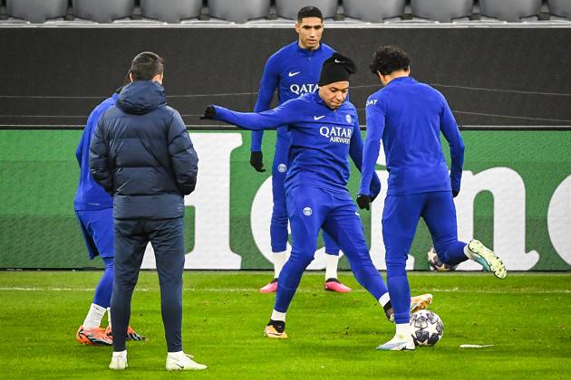 Football, CL, Paris St. Germain, Training