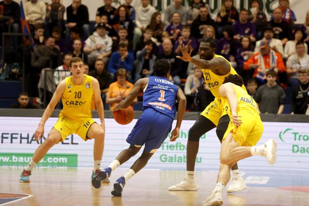 14 03 2023, easyCredit Basketball Bundesliga, BBL, season 2022 2023, men, Syntainics MBC Alba Berlin, 1, Kris Clyburn, Syntainics MBC Weißenfels Stadthalle Sachsen Anhalt Germany