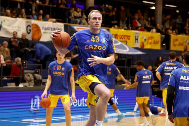 14 03 2023, easyCredit Basketball Bundesliga, BBL, season 2022 2023, men, Syntainics MBC Alba Berlin, 43, Luke Sikma, Alba Berlin Weißenfels Stadthalle Sachsen Anhalt Germany