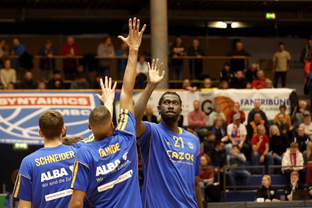 14 03 2023, easyCredit Basketball Bundesliga, BBL, season 2022 2023, men, Syntainics MBC Alba Berlin, 19, Louis Olinde, Alba Berlin, 21, Christ Koumadje, Alba Berlin Weißenfels Stadthalle Sachsen Anhalt Germany