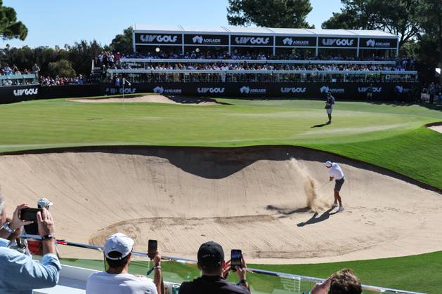 GOLF LIV TOUR ADELAIDE, Phil Mickelson captain of the Hyflyers nearly chips in from the bunker during LIV Golf Adelaide at the Grange Golf Club in Adelaide, Friday, April 21, 2023. ( NO ARCHIVING, EDITORIAL USE ONLY, NO USE IN BOOKS WITHOUT CONSENT ADELAIDE SOUTH AUSTRALIA AUSTRALIA  Copyright: xMATTxTURNERx 20230421001789034474