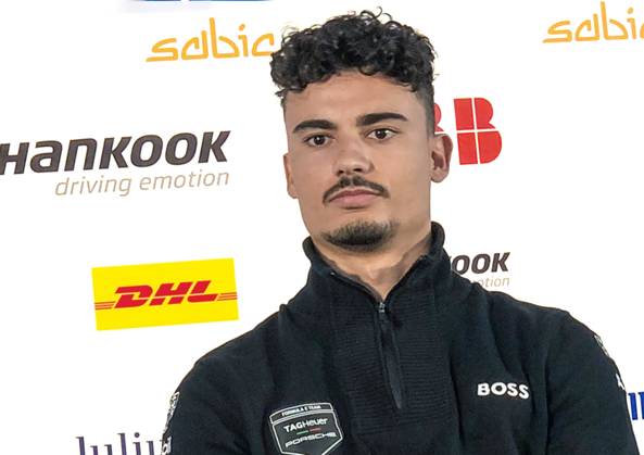 21 04 2023, xlakx, FIA Formula E, Berlin 2023 Grand Prix emspor, v l Pascal Wehrlein Germany ,TAG Heuer Porsche Formula E at Tempelhof press conference.