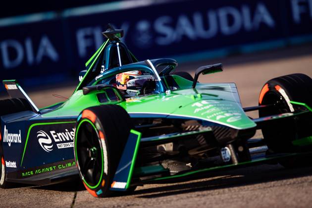 Motorsport, Formula E, ePrix Berlin-Tempelhof, Sebastien Buemi on Pole