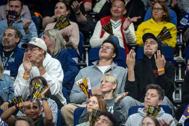 Basketball, BBL, ALBA Berlin - Rostock Seawolves, Franz and Moritz Wagner brothers as guests
