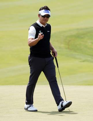 Korea Championship Presented by Genesis (The 1st Round) INCHEON, SOUTH KOREA, APR. 28: Sanghyun PARK (KOR) at the hole 18 during the 1st round of Korea Championship Presented b Genesis at Jack Nicklaus Golf Club Korea in Incheon, South Korea on April 27, 2023. Antoine Rozner (FRA) finished the first round with a score of 9 under par, putting him in the lead. Incheon the Jack Nicklaus Golf Club Korea South Korea 7840_270525 Copyright: xSeokyongxLee PentaxPressx