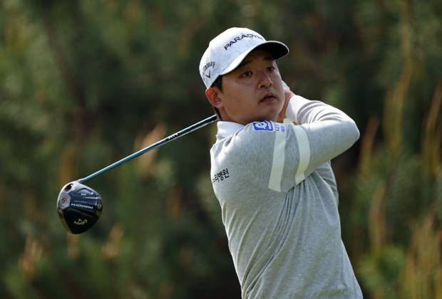 Korea Championship Presented by Genesis (The 1st Round) INCHEON, SOUTH KOREA, APR. 28: Sungmin CHO (KOR) during the 1st round of Korea Championship Presented b Genesis at Jack Nicklaus Golf Club Korea in Incheon, South Korea on April 27, 2023. Antoine Rozner (FRA) finished the first round with a score of 9 under par, putting him in the lead. Incheon the Jack Nicklaus Golf Club Korea South Korea 7840_270571 Copyright: xSeokyongxLee PentaxPressx