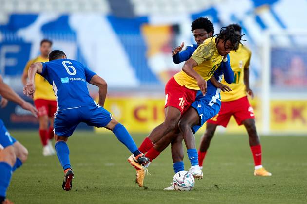 TA™ QALI, MALTA - 26 APRIL: Paul Mbong (C) of Birkirkara FC, vies for the ball with Roderick Briffa (L) and Precious Linus Tenebe (R) both of Mosta FC during the IZIBET FA Trophy (National Cup) soccer semi-final match between Birkirkara FC and Mosta FC at the National Stadium, Ta™ Qali, Malta on 26 April, 2023. Birkirkara FC v Mosta FC MLT_FAT_22_23
